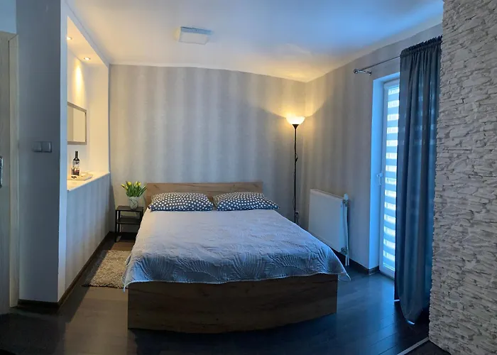 Admarmal Daire Ściegny